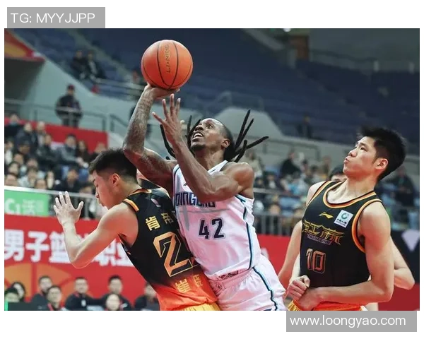 CBA精彩对决山东队迎战广州队视频回顾与赛后分析 CBA精彩对决山东队迎战广州队视频回顾与赛后分析