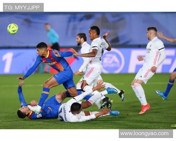 巴塞罗那与皇马历史性对决回顾一场震撼人心的1比7惨败