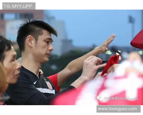 恒大与东方球迷激情对决粤语热情助阵赛场盛况回顾