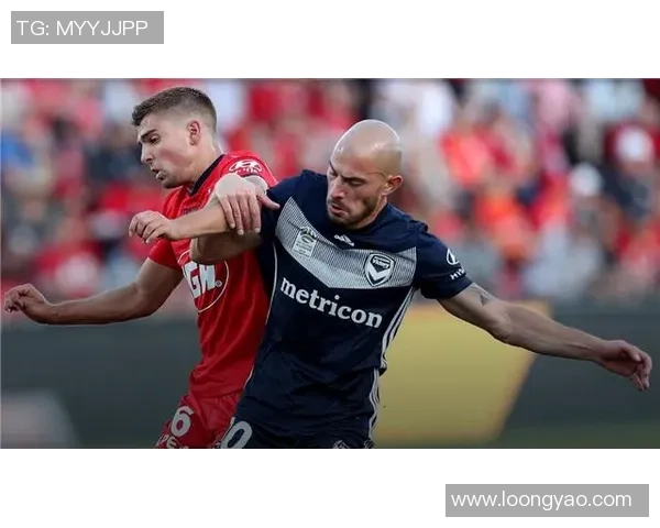 悉尼足球队迎战中部海岸海员展开激烈对决期待精彩表现与胜利之争